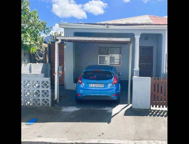 2 BEDROOM PROPERTY TO RENT IN WYNBERG